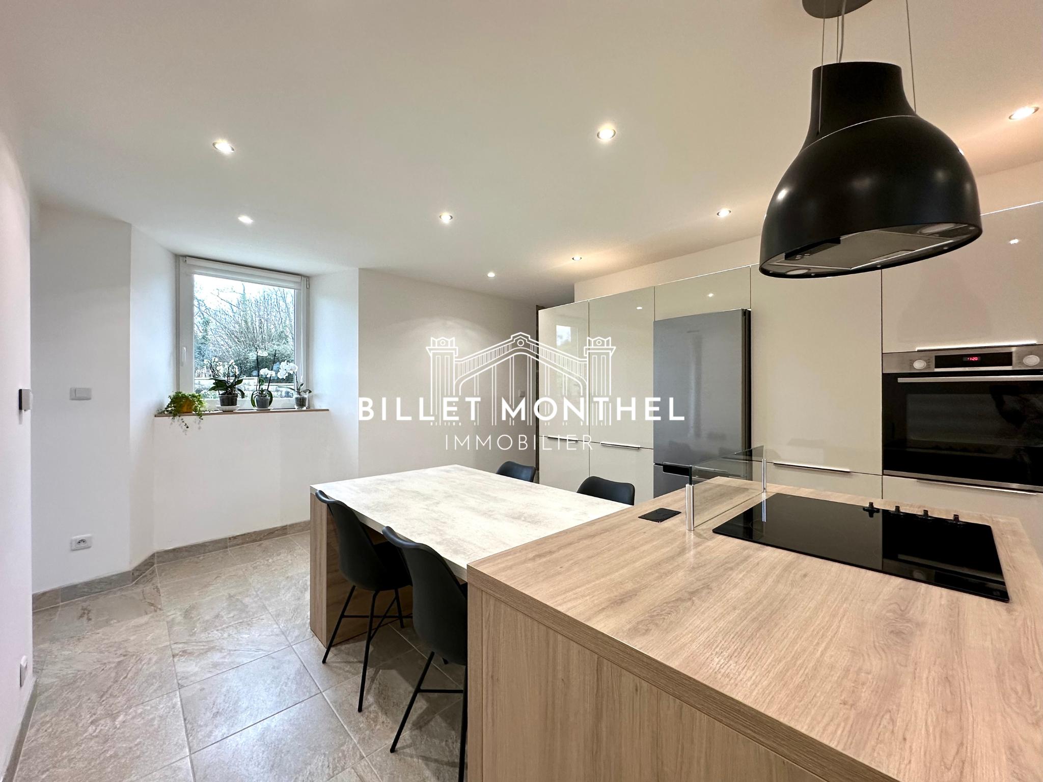 cuisine aménagée équipée SCHMIDT îlot