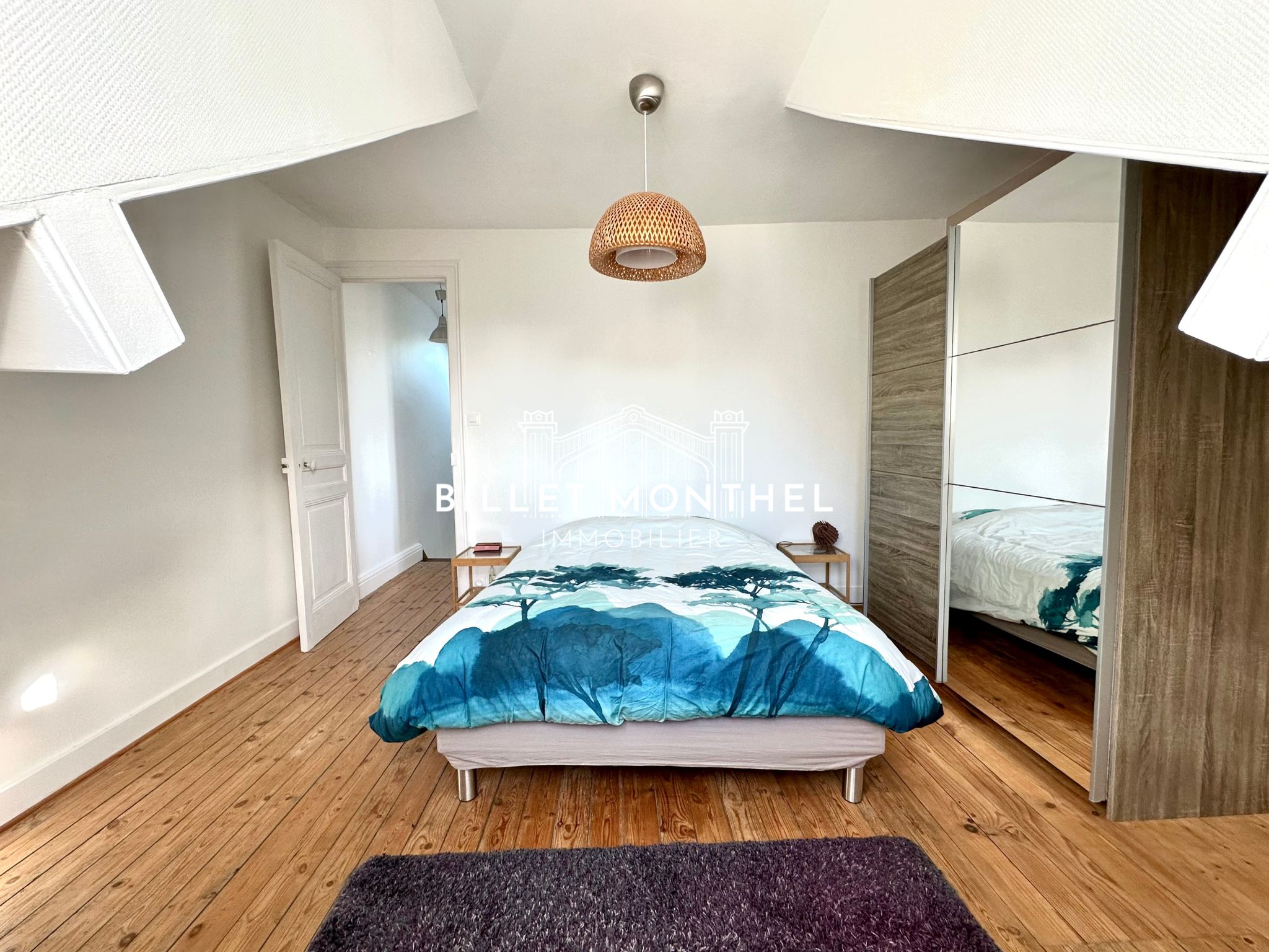 chambre-parquet-palier-maison-ancienne-cherbourg-ville