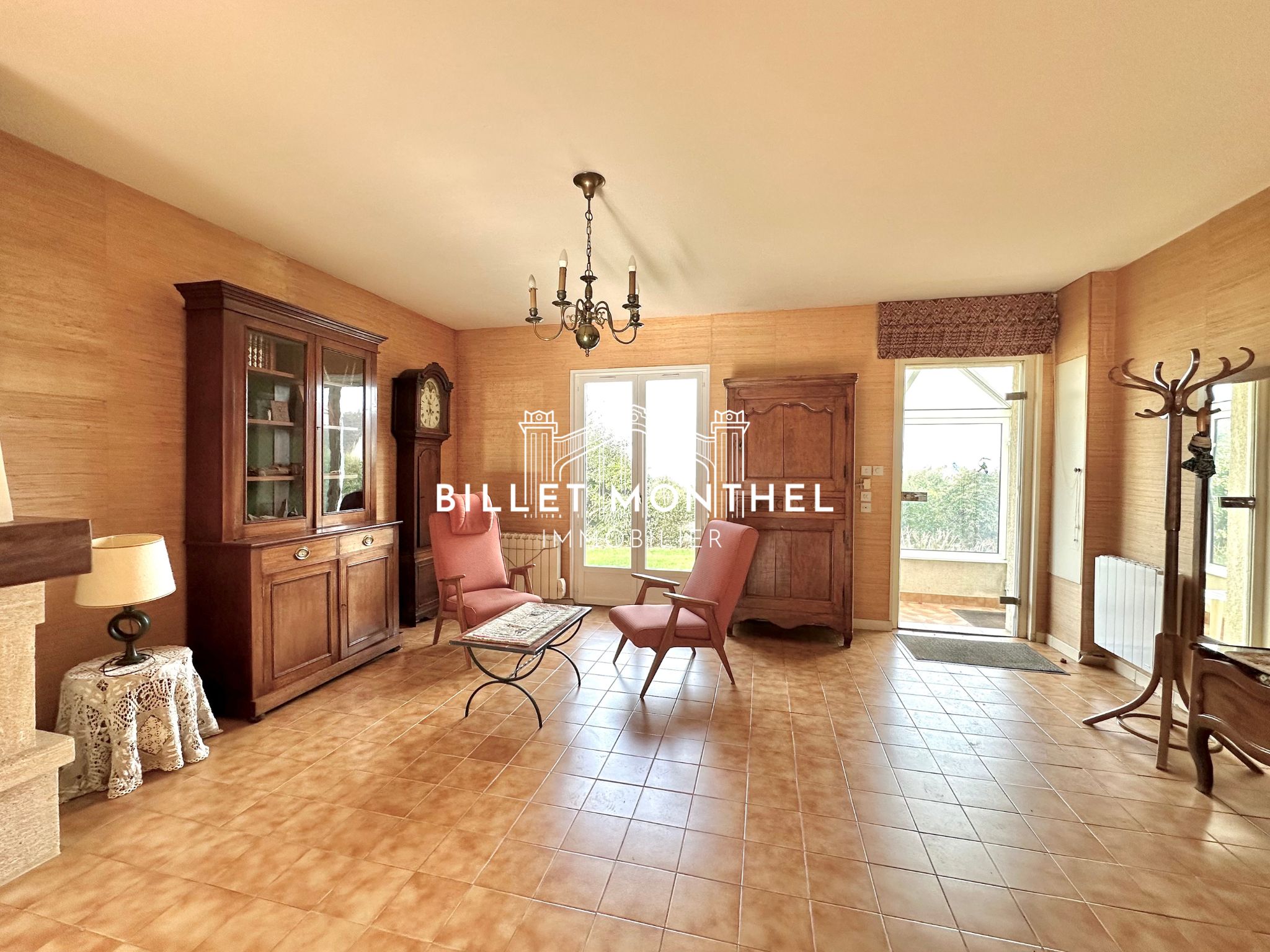 6-maison-vue-mer-digosville-intérieur-salon-séjour