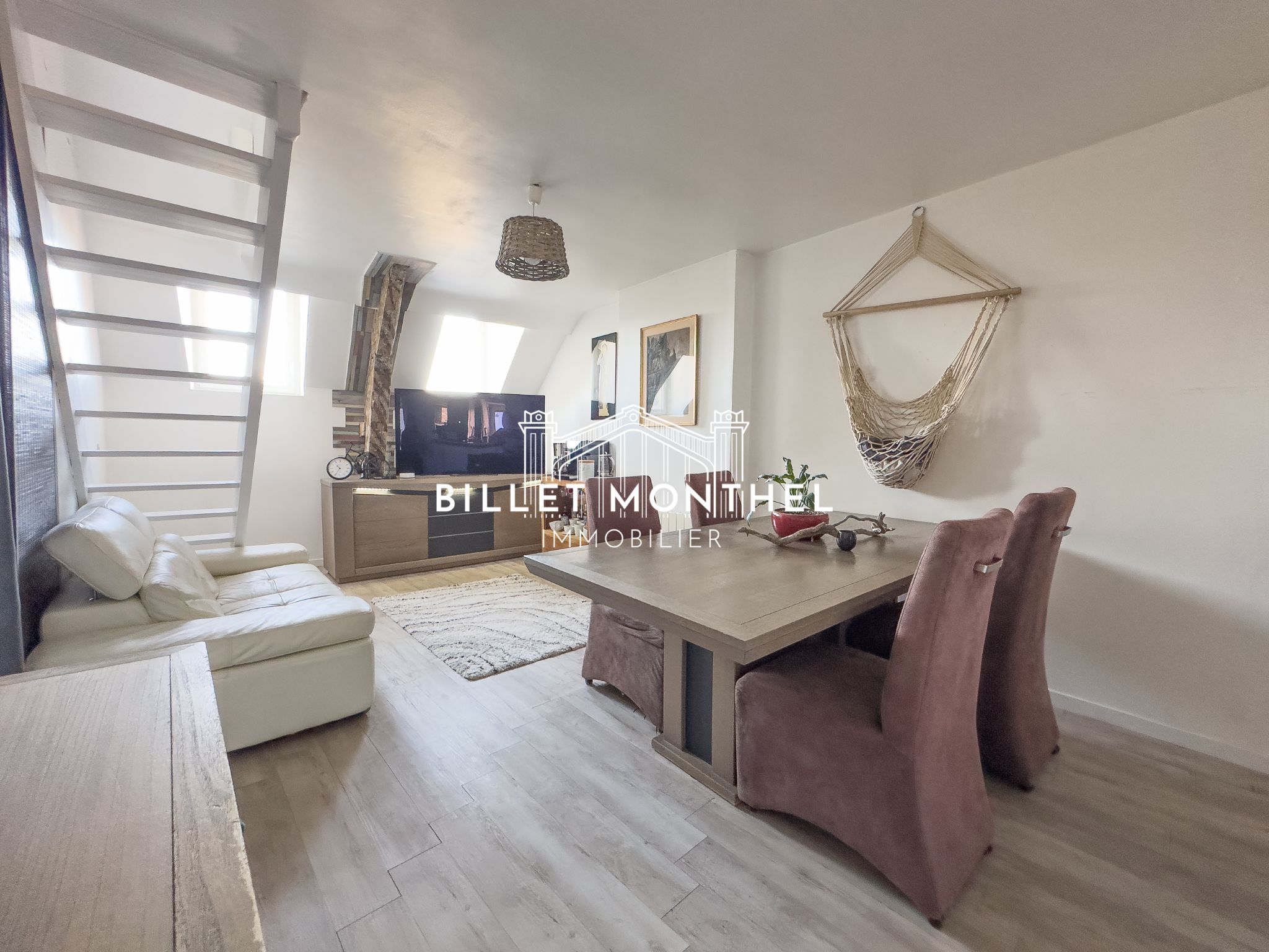 appartement-cherbourg-duplex-canapé-salon