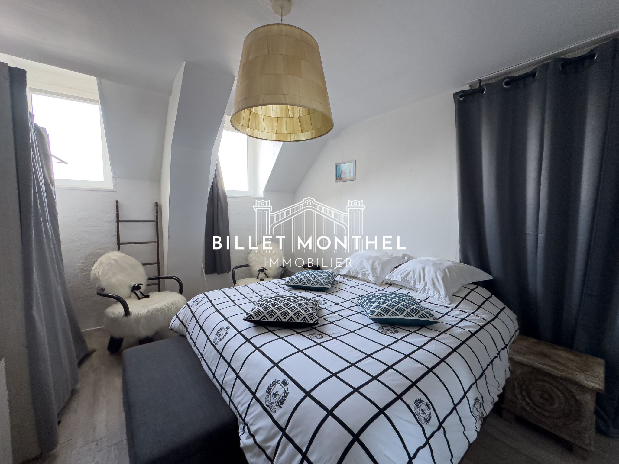 appartement-cherbourg-duplex-chambre-côté-salon