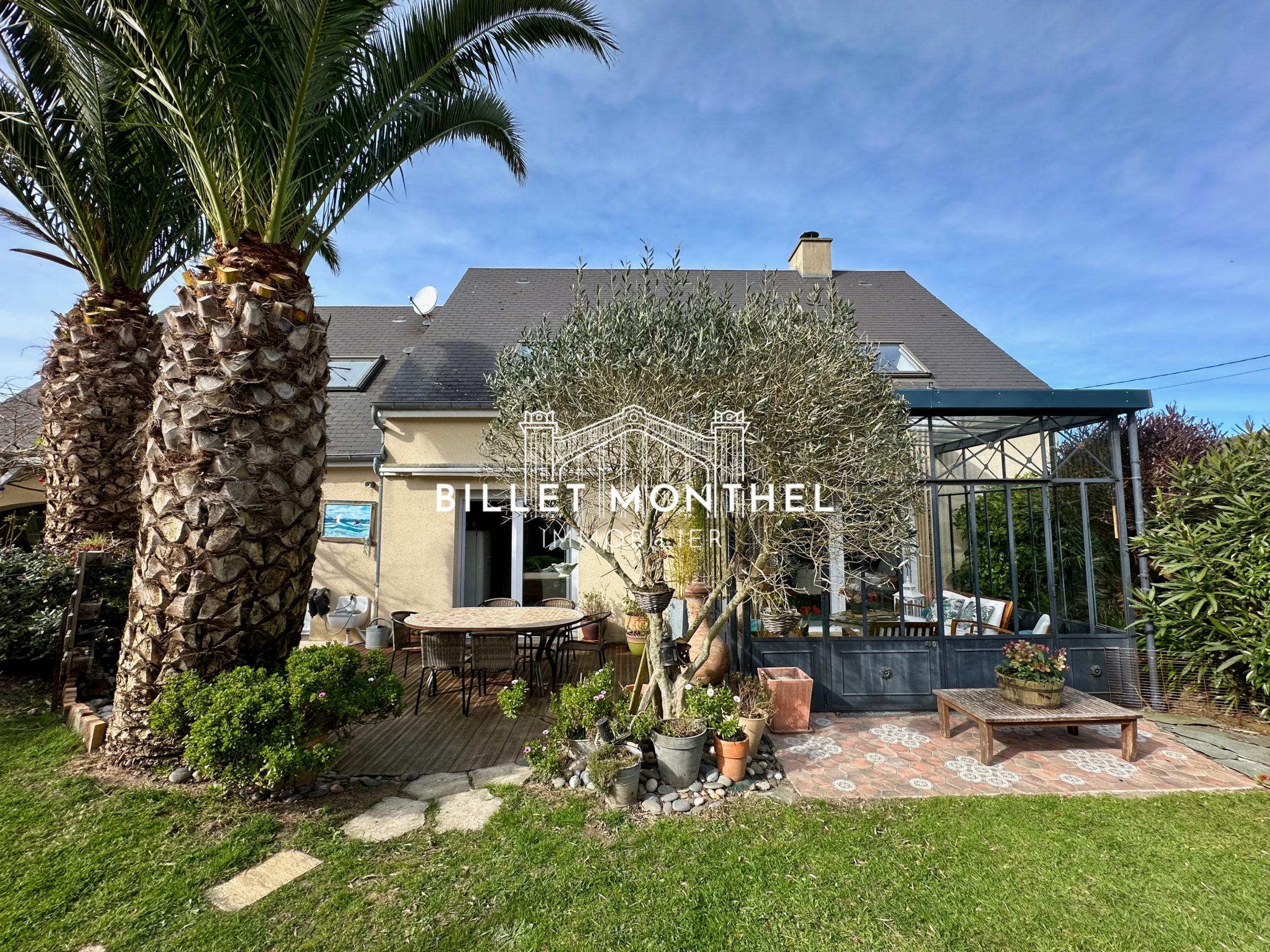 vue-extérieur-jardin-maison-becquet-digosville-cherbourg-en-cotentin