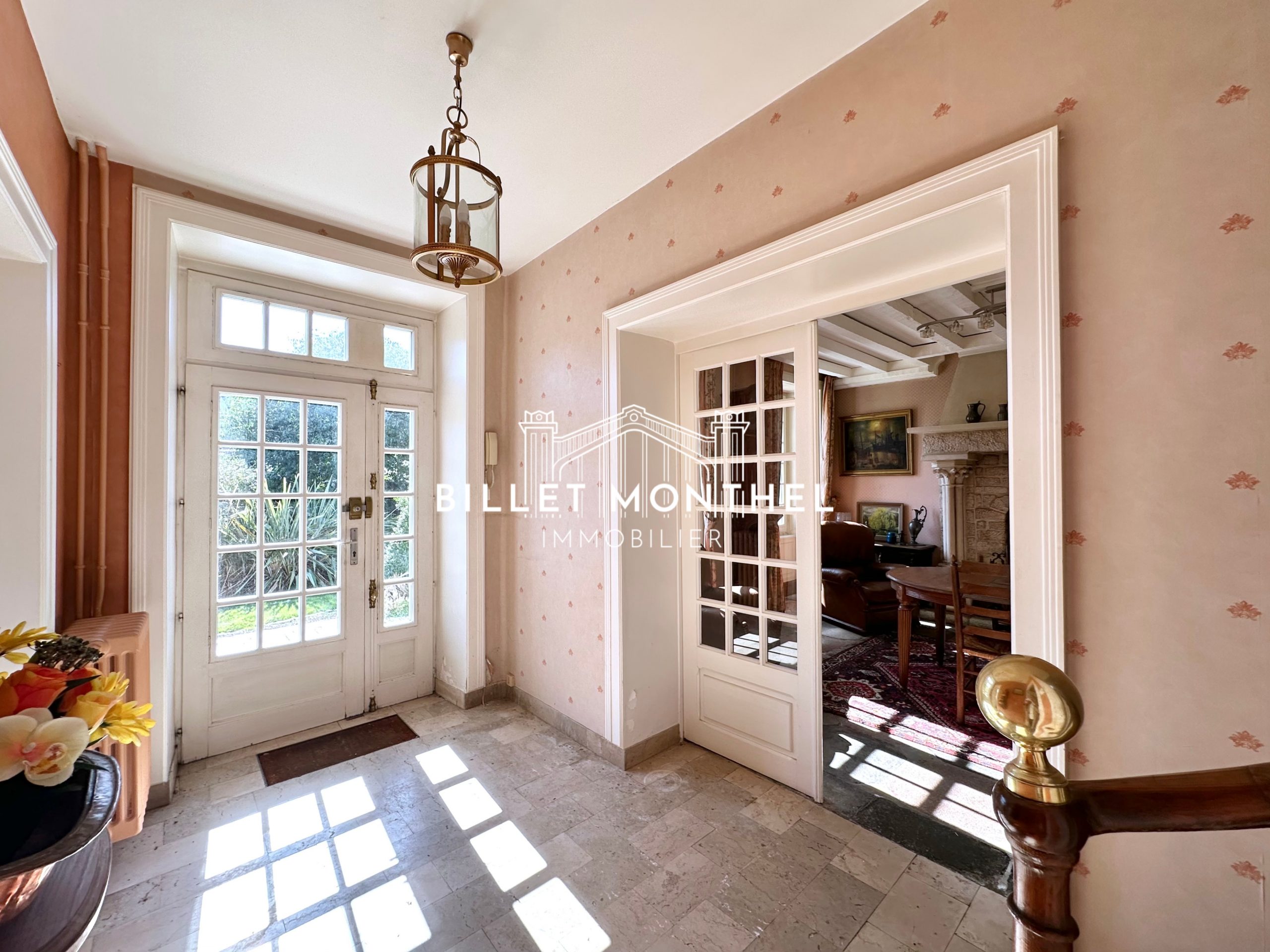 entrée-maison-maître-propriété-querqueville