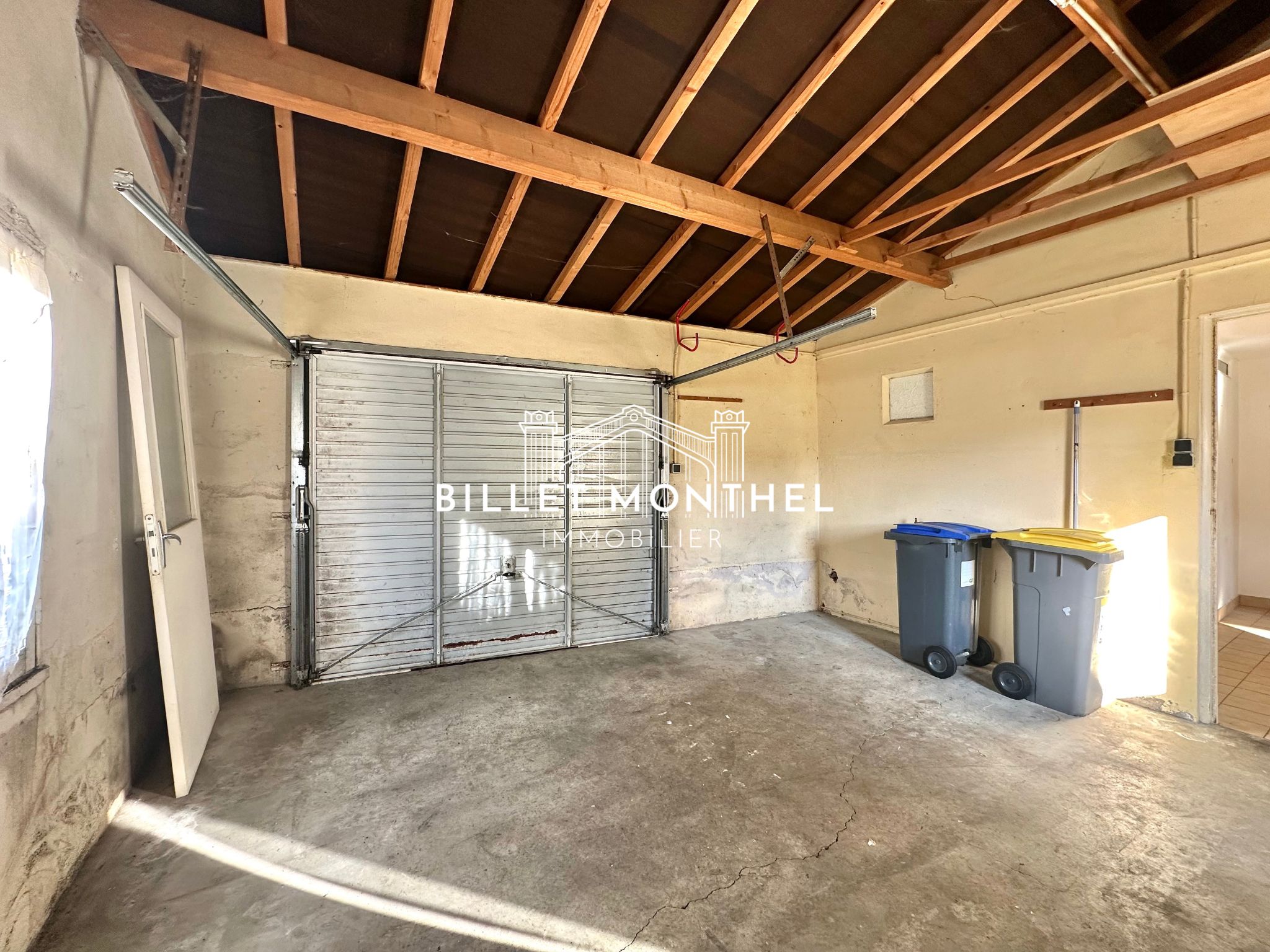 maison-tourlaville-porte-garage-manuelle