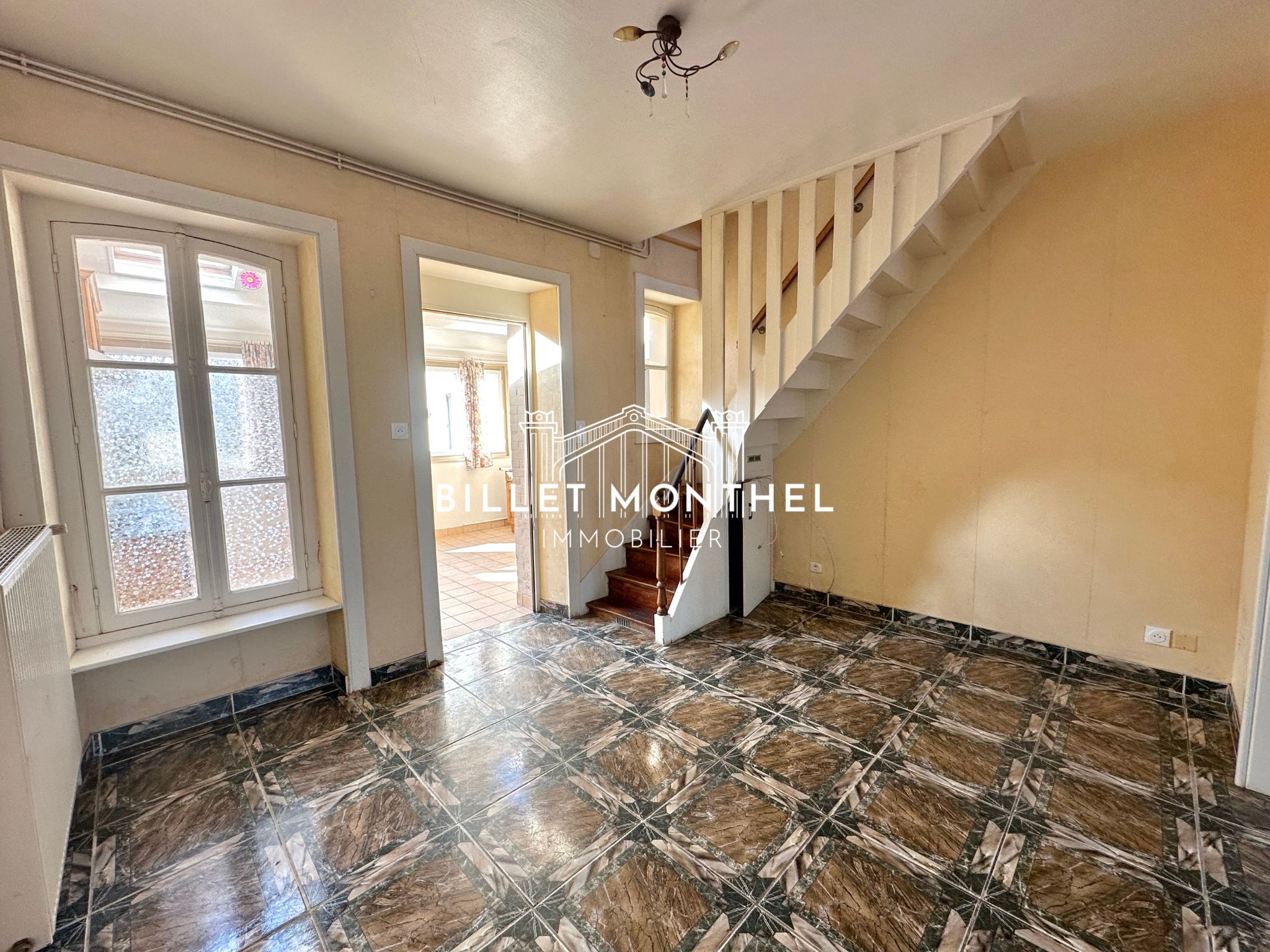 maison-tourlaville-salle-à-manger-escalier
