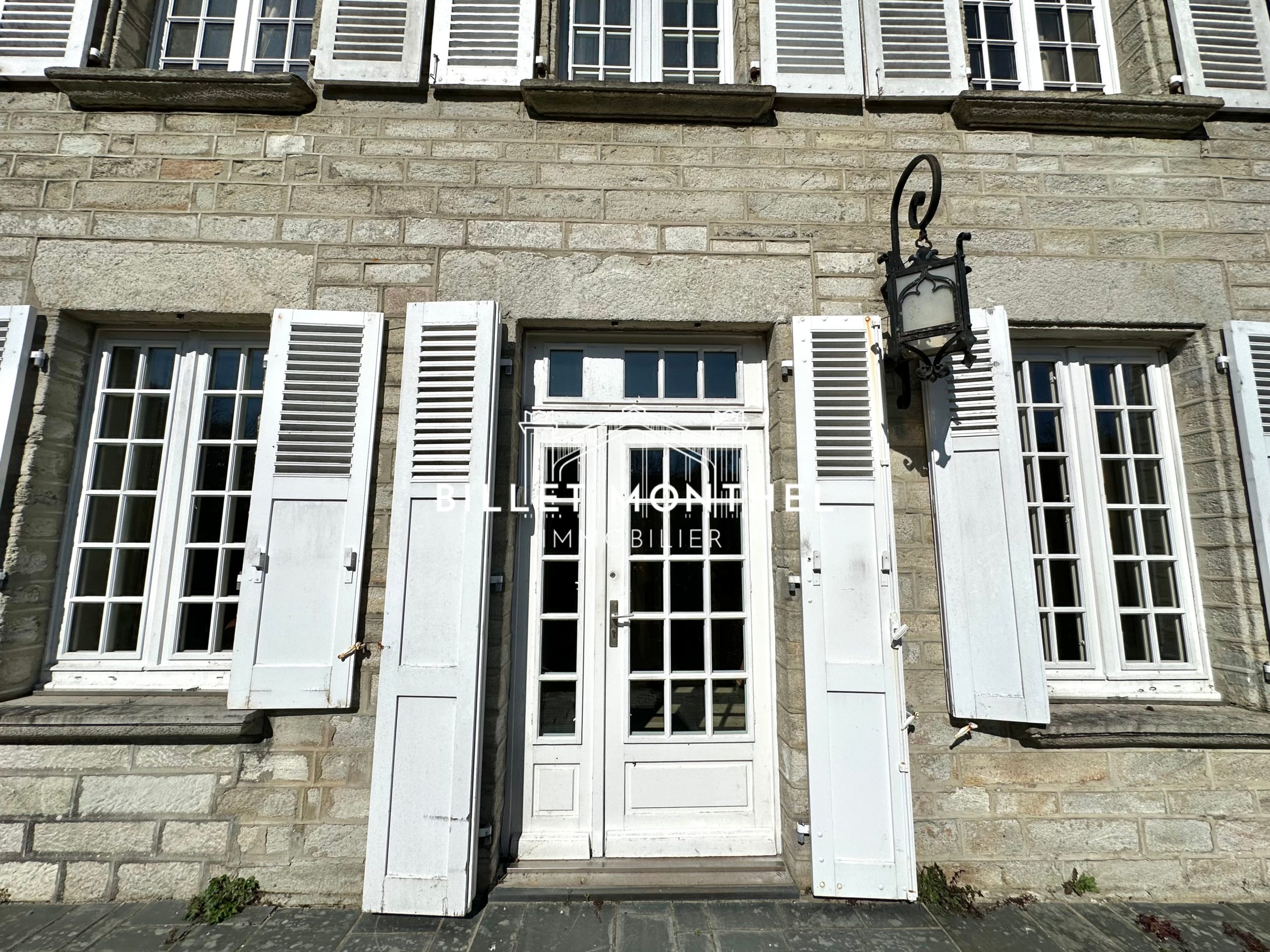 photo-entrée-invités-maison-maître-propriété-querqueville