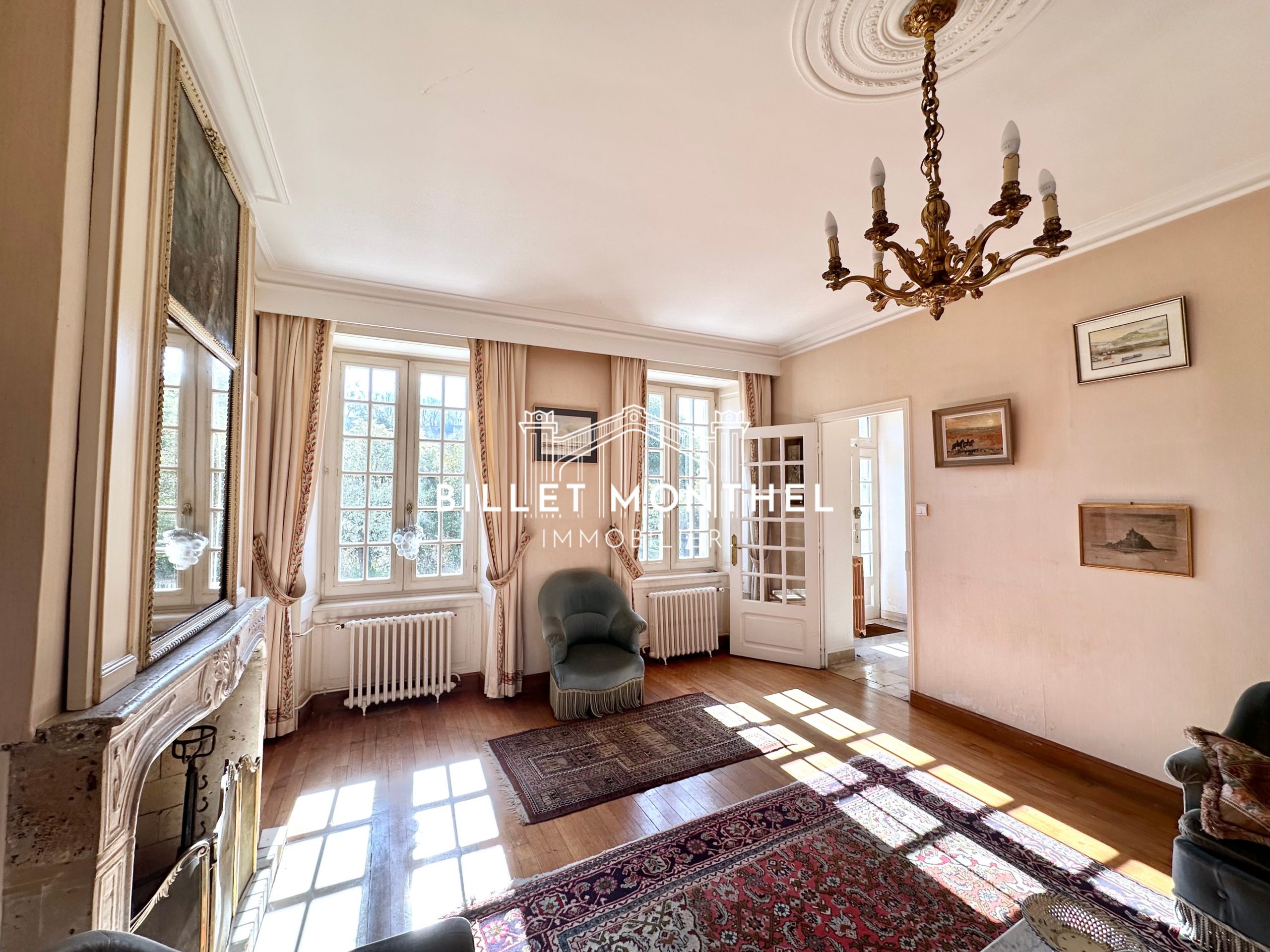 salon-vue-jardin-maison-maître-propriété-querqueville