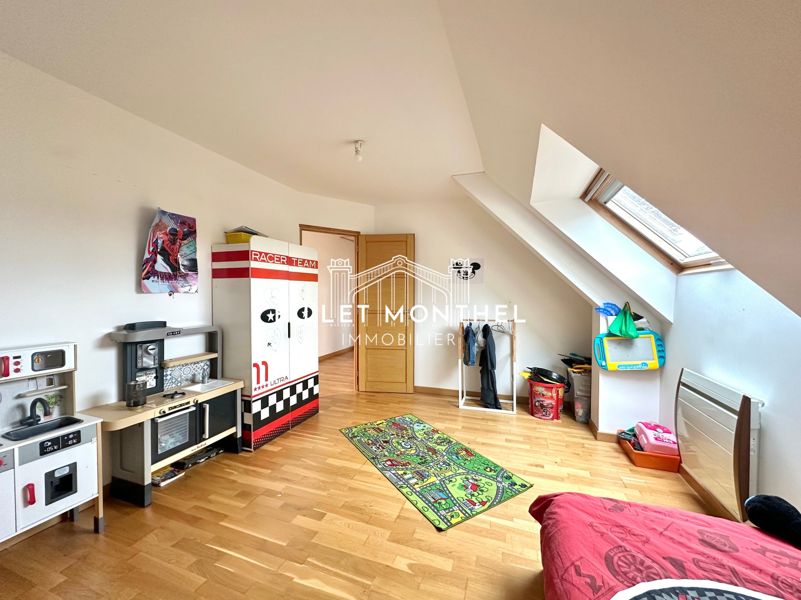 chambre-enfant-autre-angle-fermanville-agence-immobiliere-cherbourg