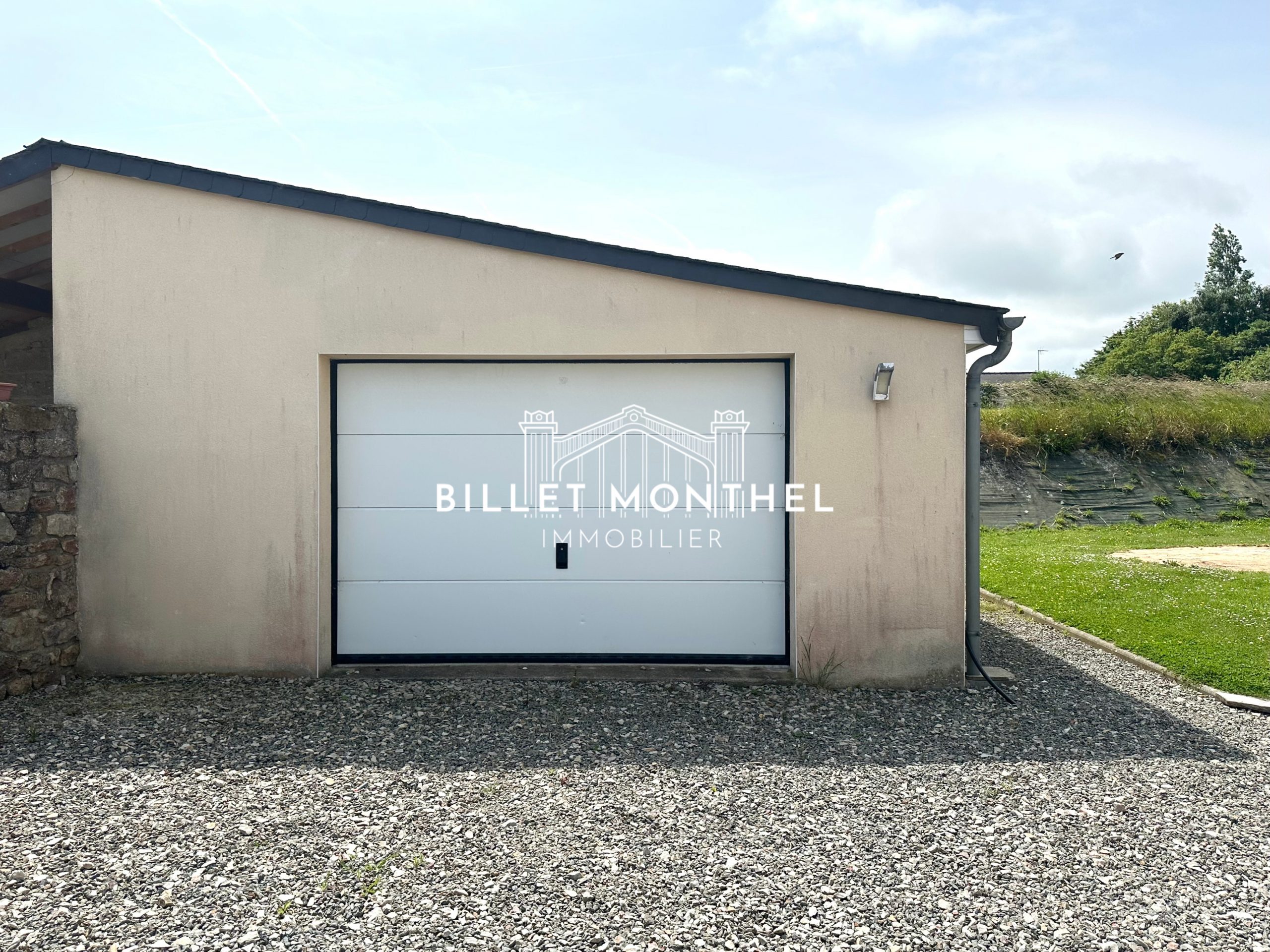 garage-individuel-maison-fermanville