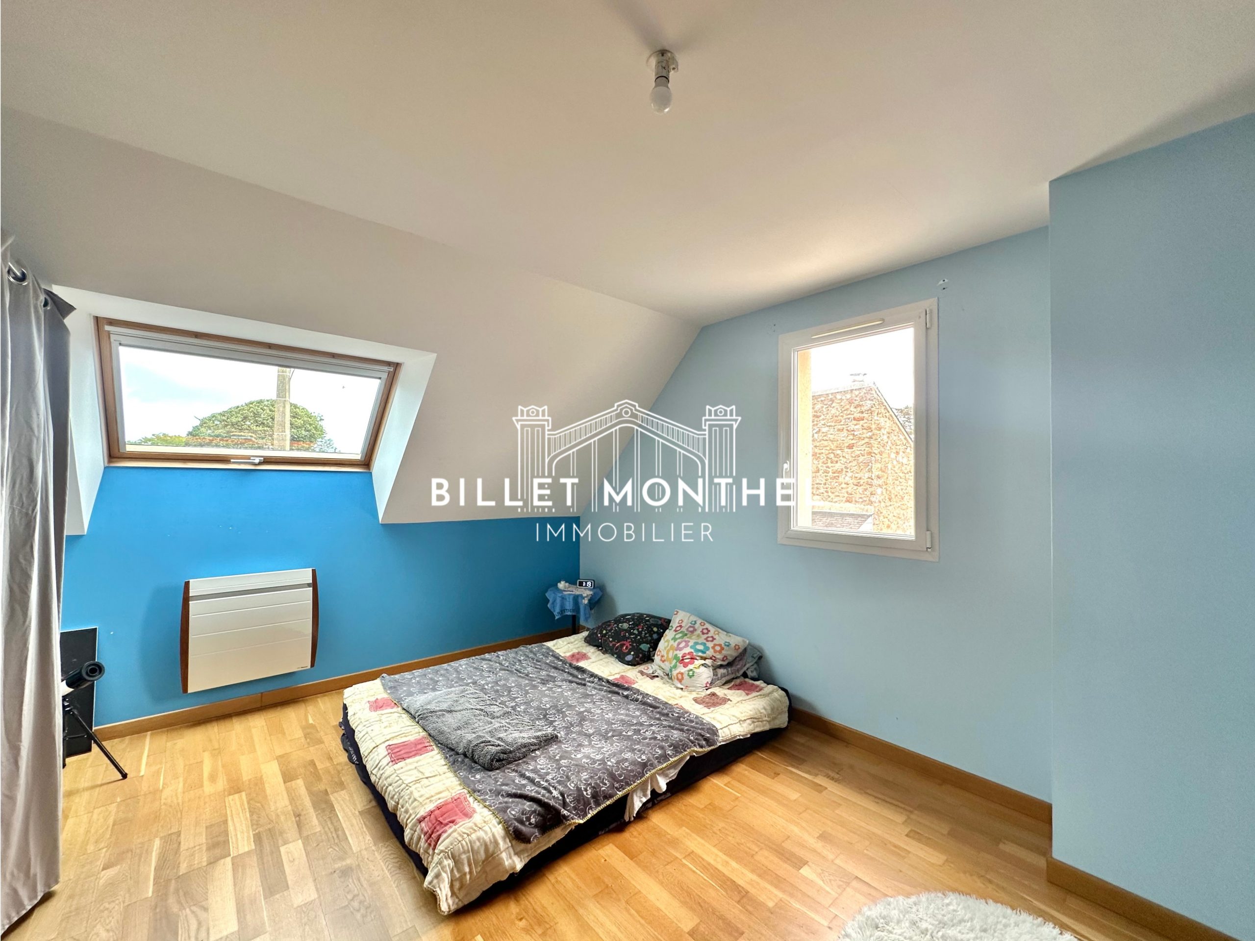 troisieme-chambre-premier-étage-fermanville-agence-immobiliere-cherbourg