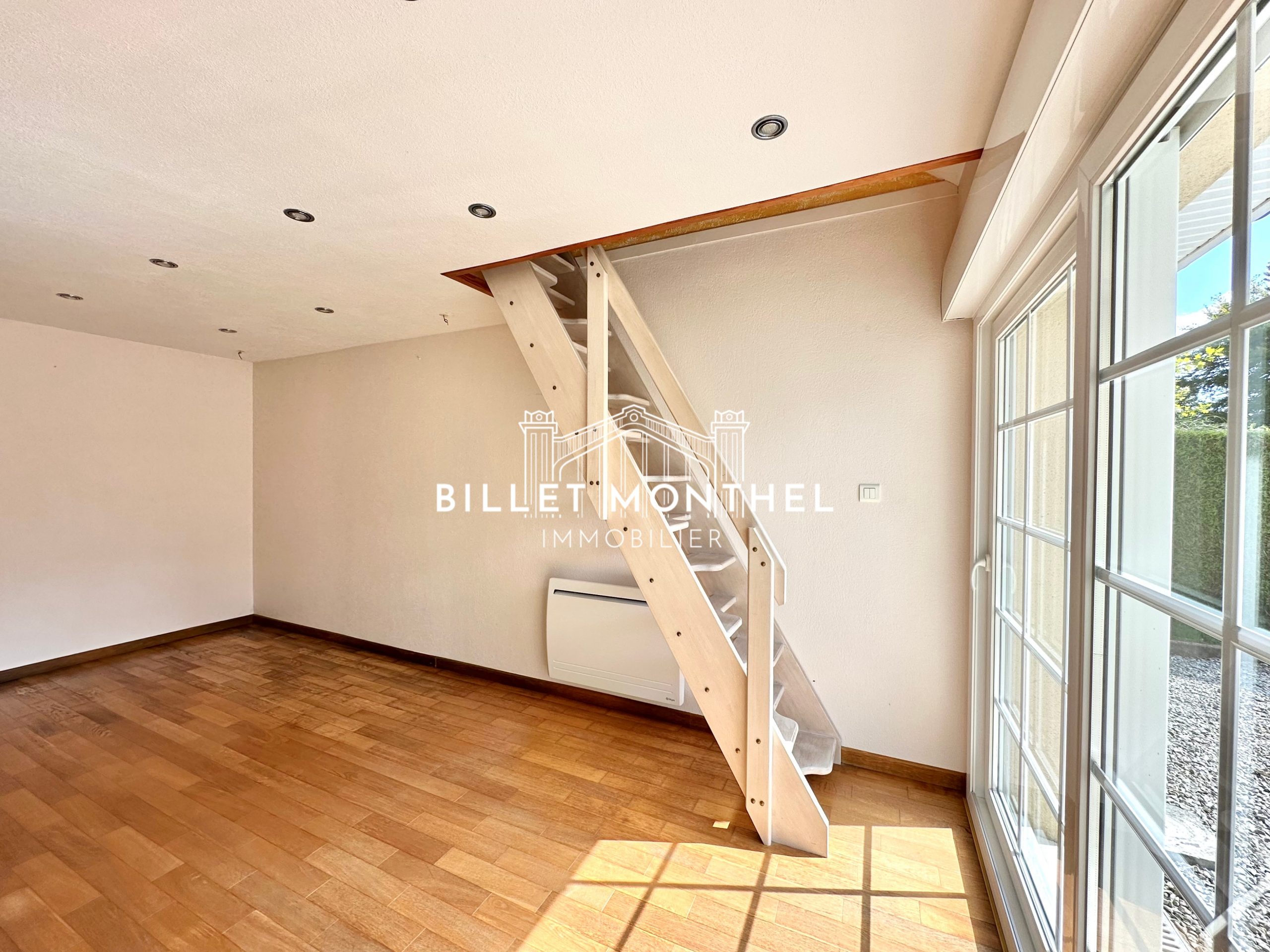 chambre-1-mezzanine-maison-brix-location