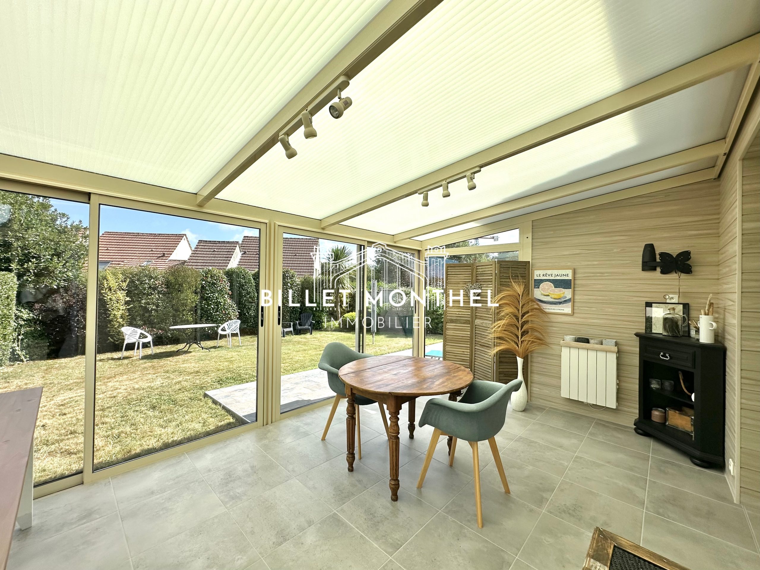 maison-octeville-jardin-hiver-veranda-angle-vue-jardin