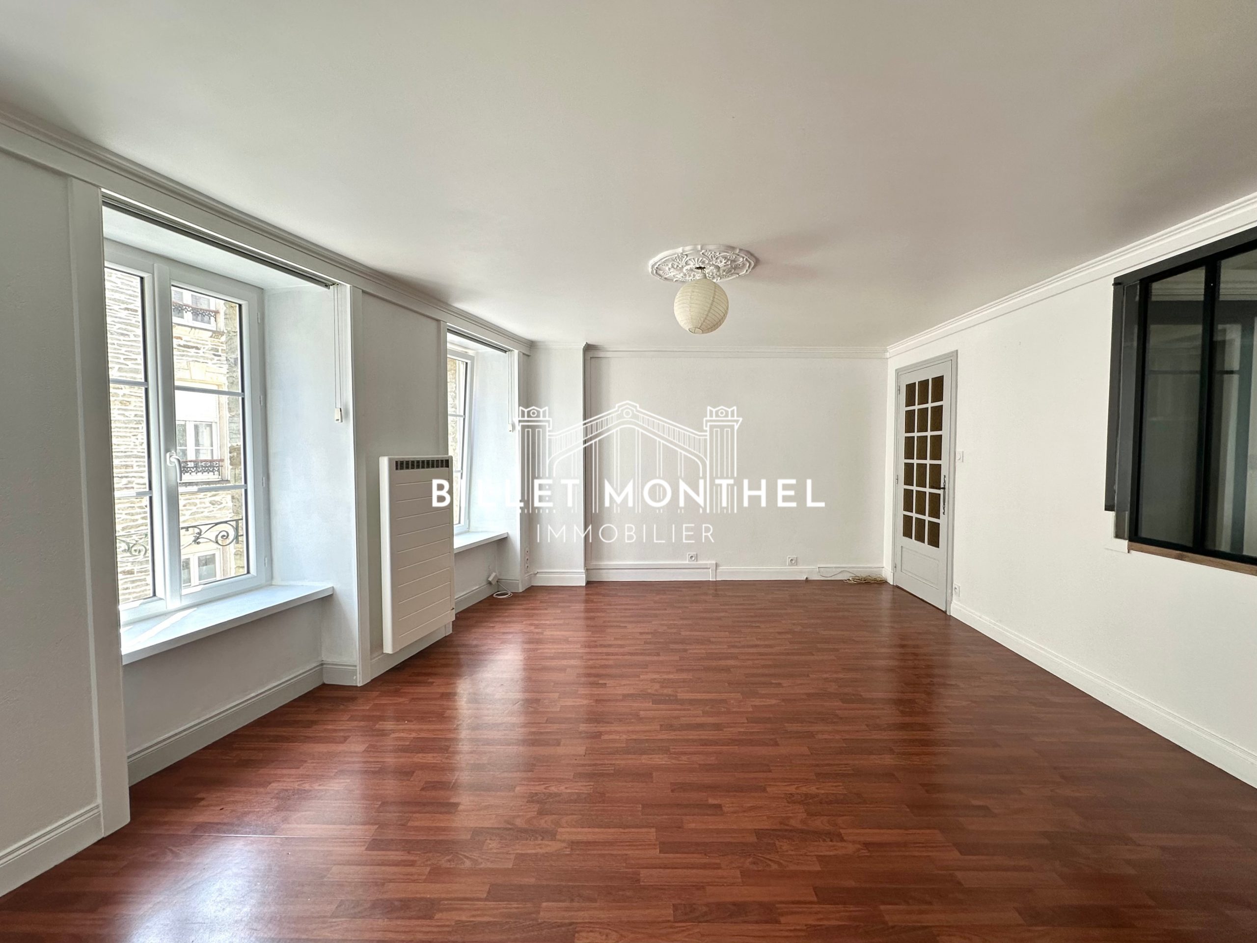 salon-3-appartement-centre-ville-cherbourg-immobilier-à-vendre