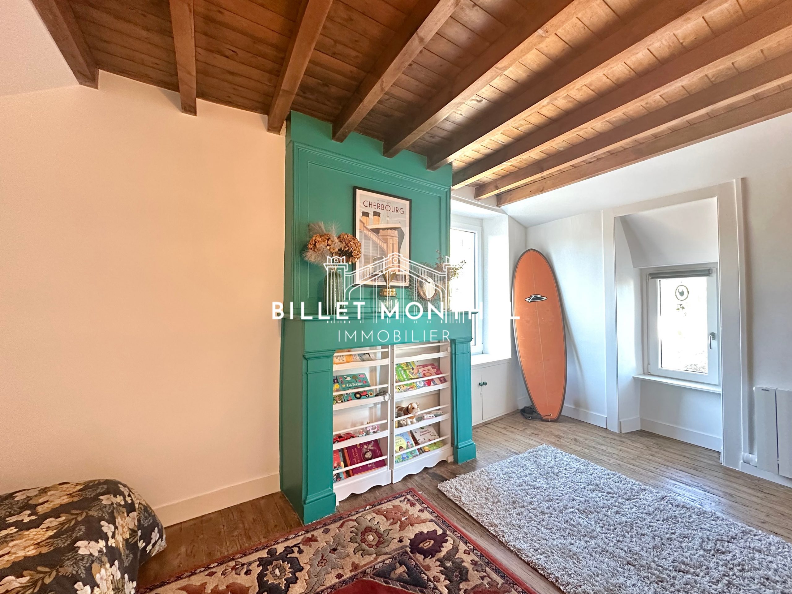 maison-longere-tourlaville-cherbourg-en-cotentin-chambre-usage-salle-jeux