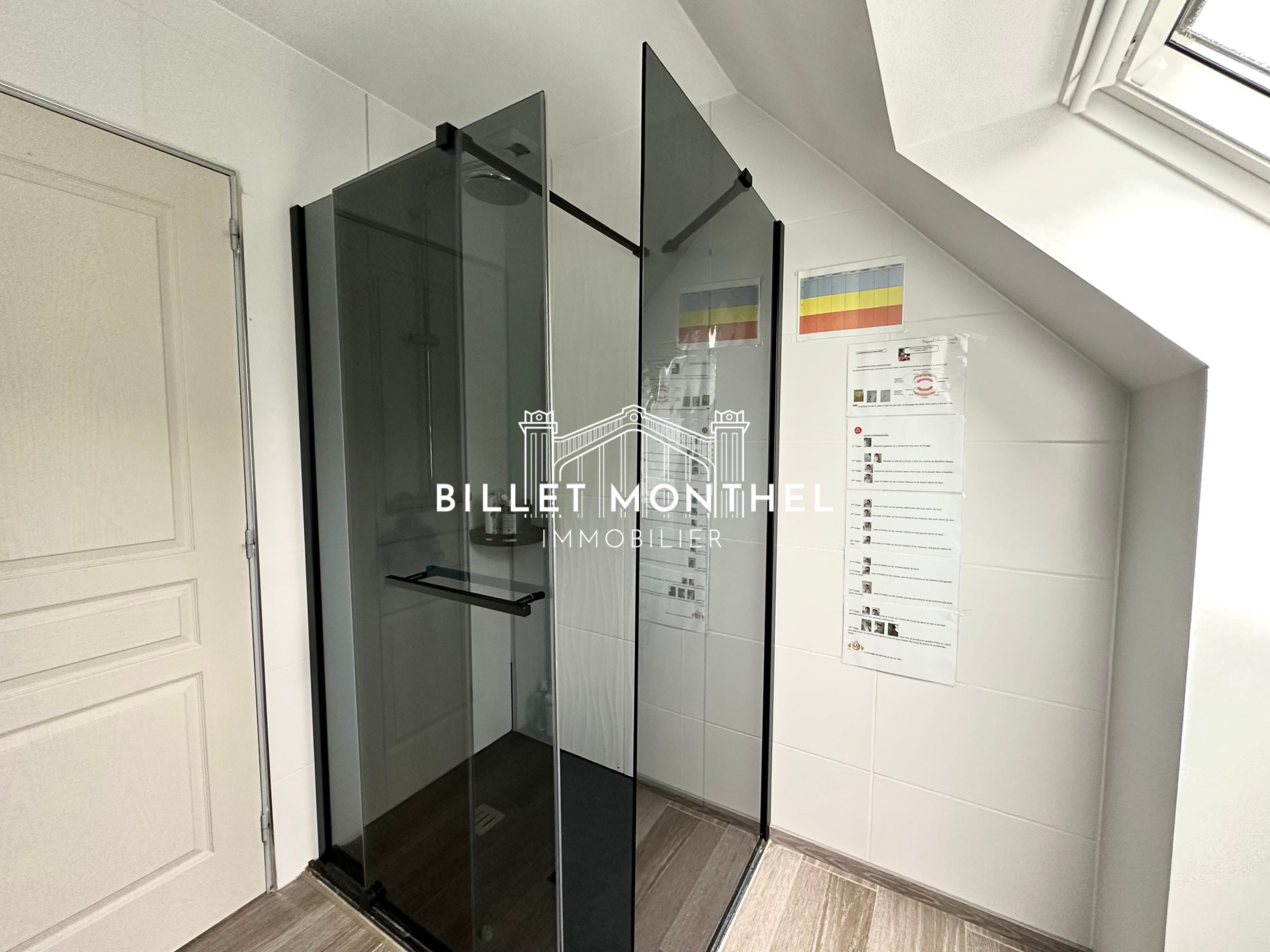 maison-acqueville-salle-eau-premier-étage-douche-italienne