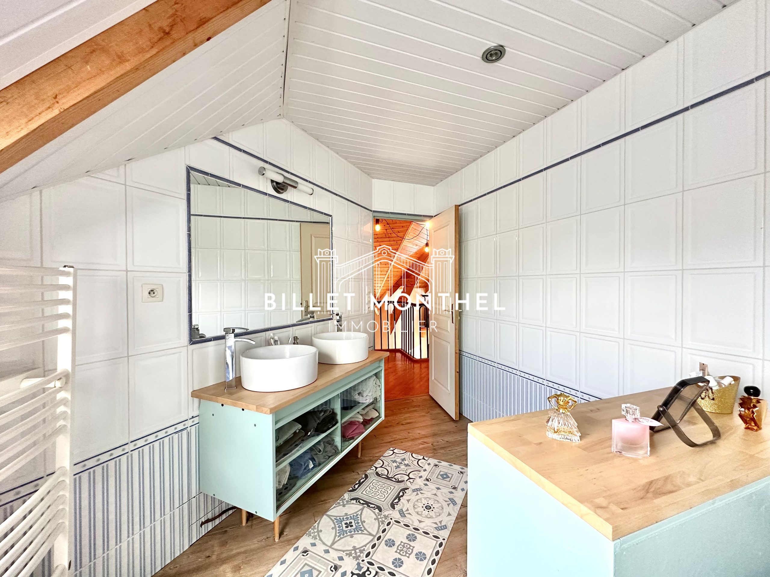 maison-cherbourg-tourlaville-centre-salle-de-bains-vue-mezzanine