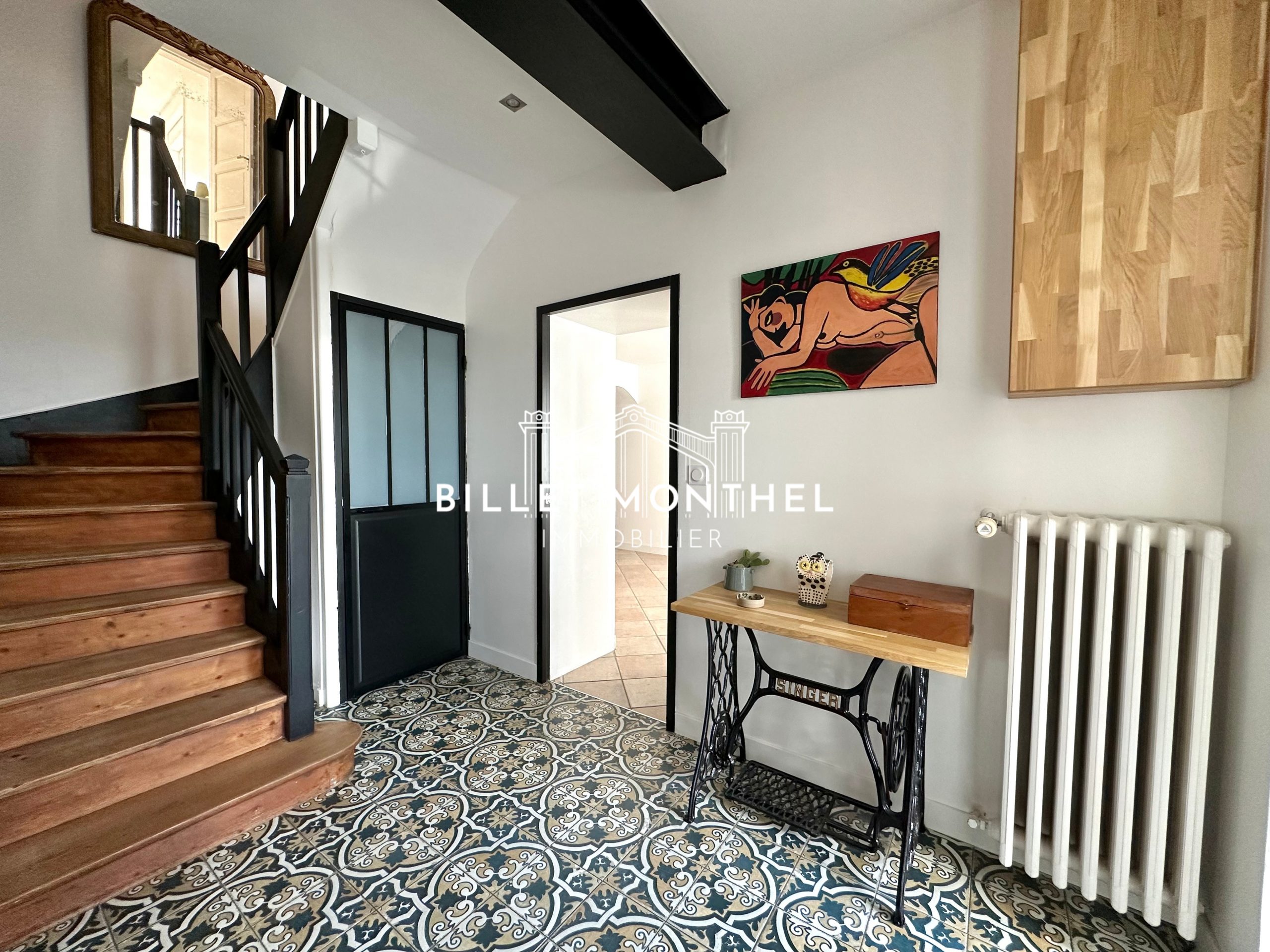 entrée-escalier-déco-maison-elegante-octeville-cherbourg-en-cotentin