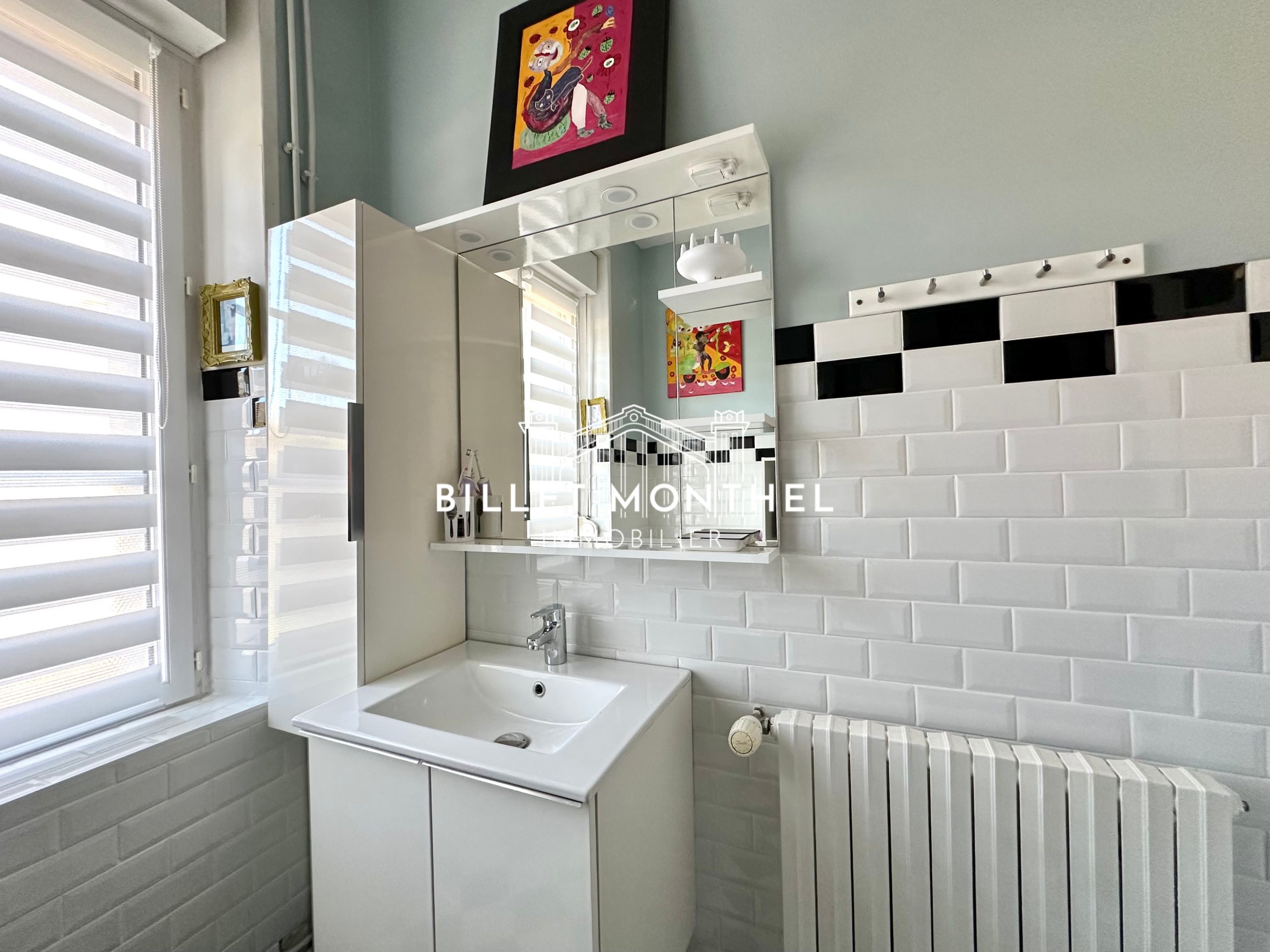 evier-salle-deau-maison-elegante-octeville-cherbourg-en-cotentin