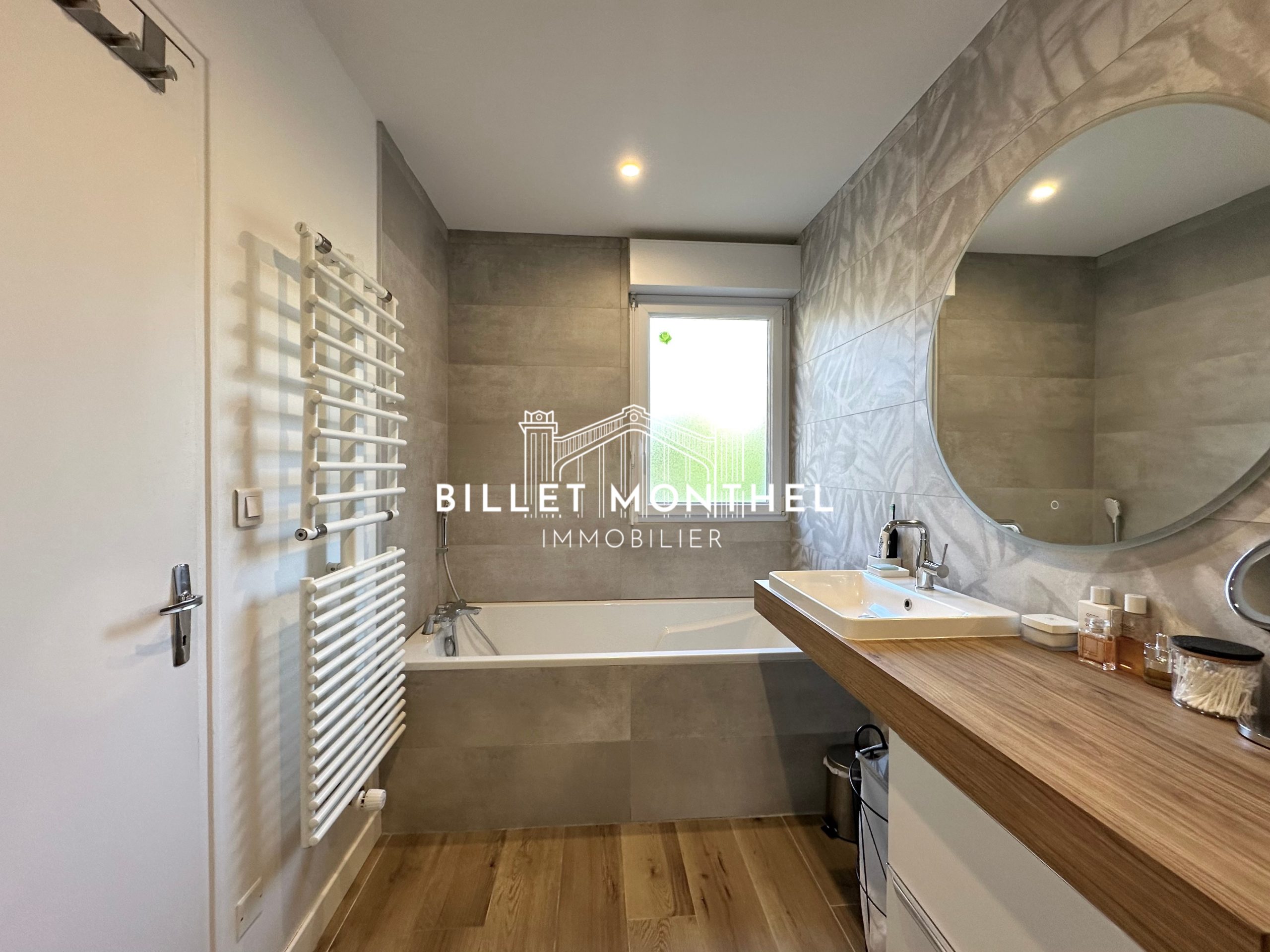salle-bains-douche-suite-parentale-maison-elegante-octeville-cherbourg-en-cotentin